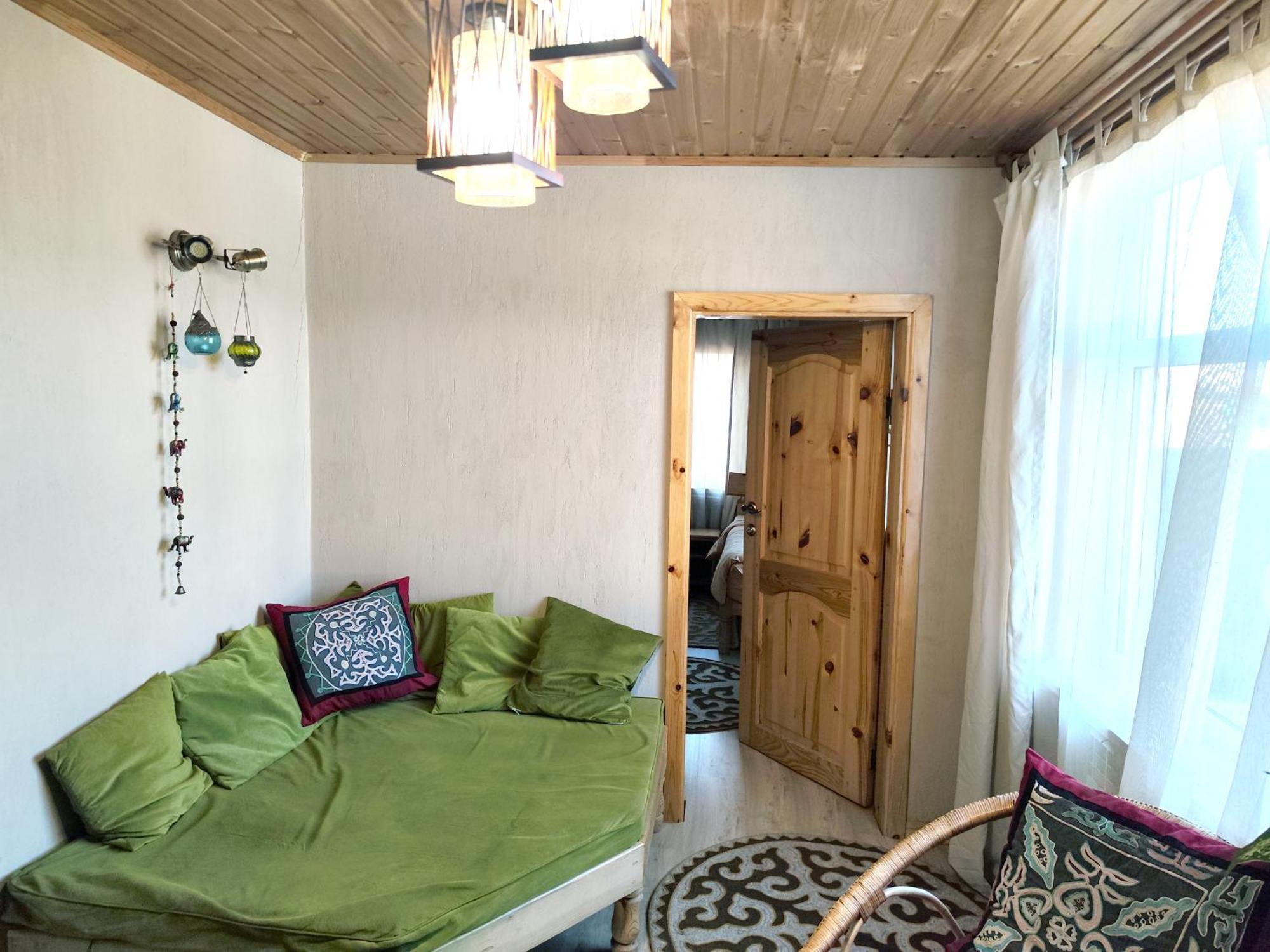 Evergreen Guesthouse Karakol Luaran gambar